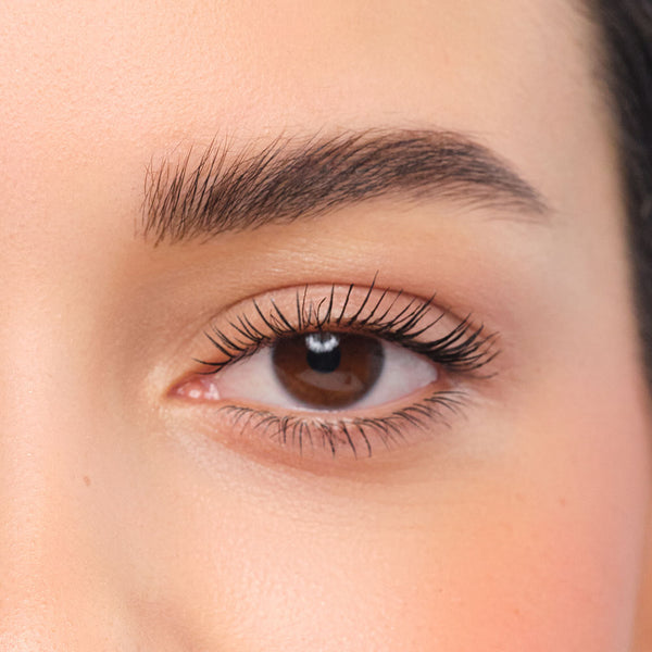 Step 3 shows the end result of a perfect eyebrow with the 24h Micro Brow Liquid Liner