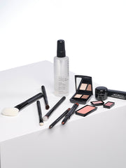 Product overview of all the products used for the “Makeup for blue eyes” makeup tips