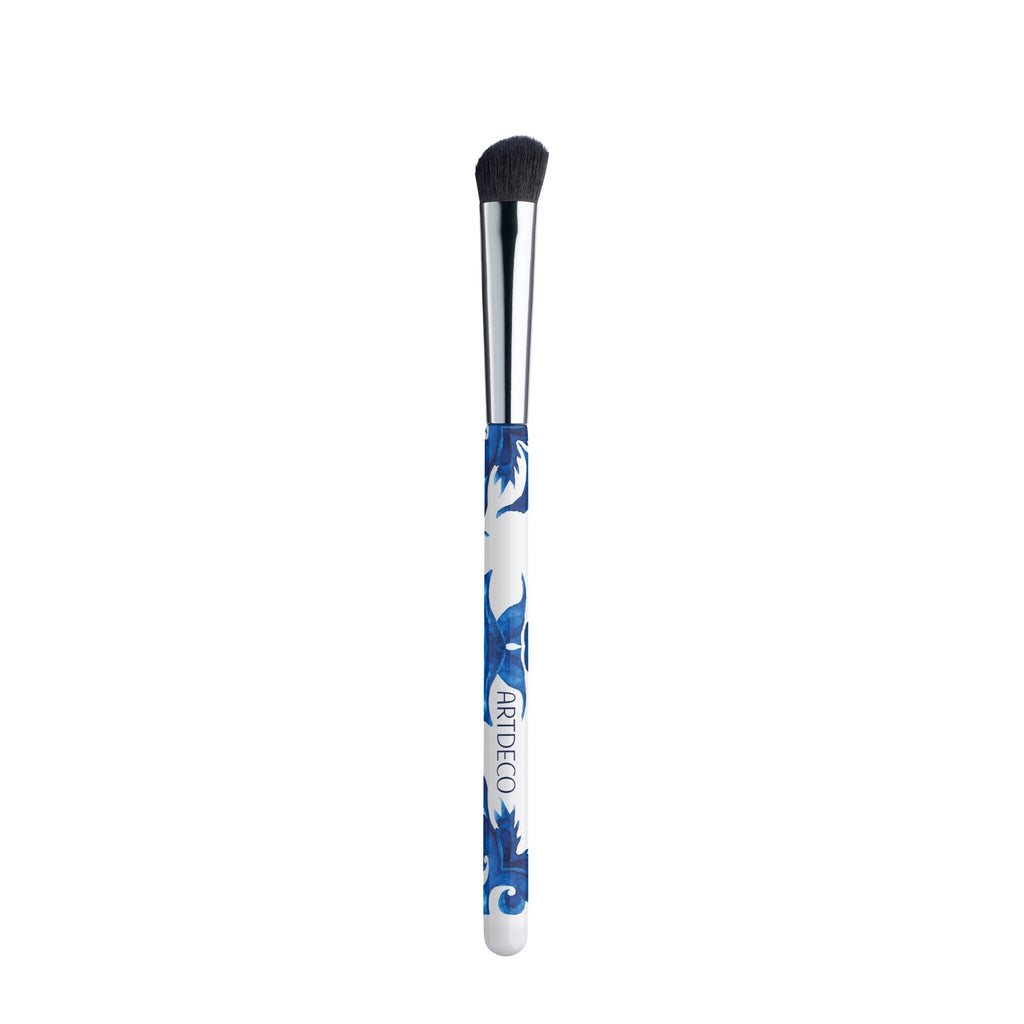 Blending Brush In Artistic Azulejo Ceramic Design